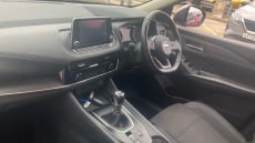 Nissan Qashqai 1.3 DiG-T MH Acenta Premium 5dr Petrol Hatchback